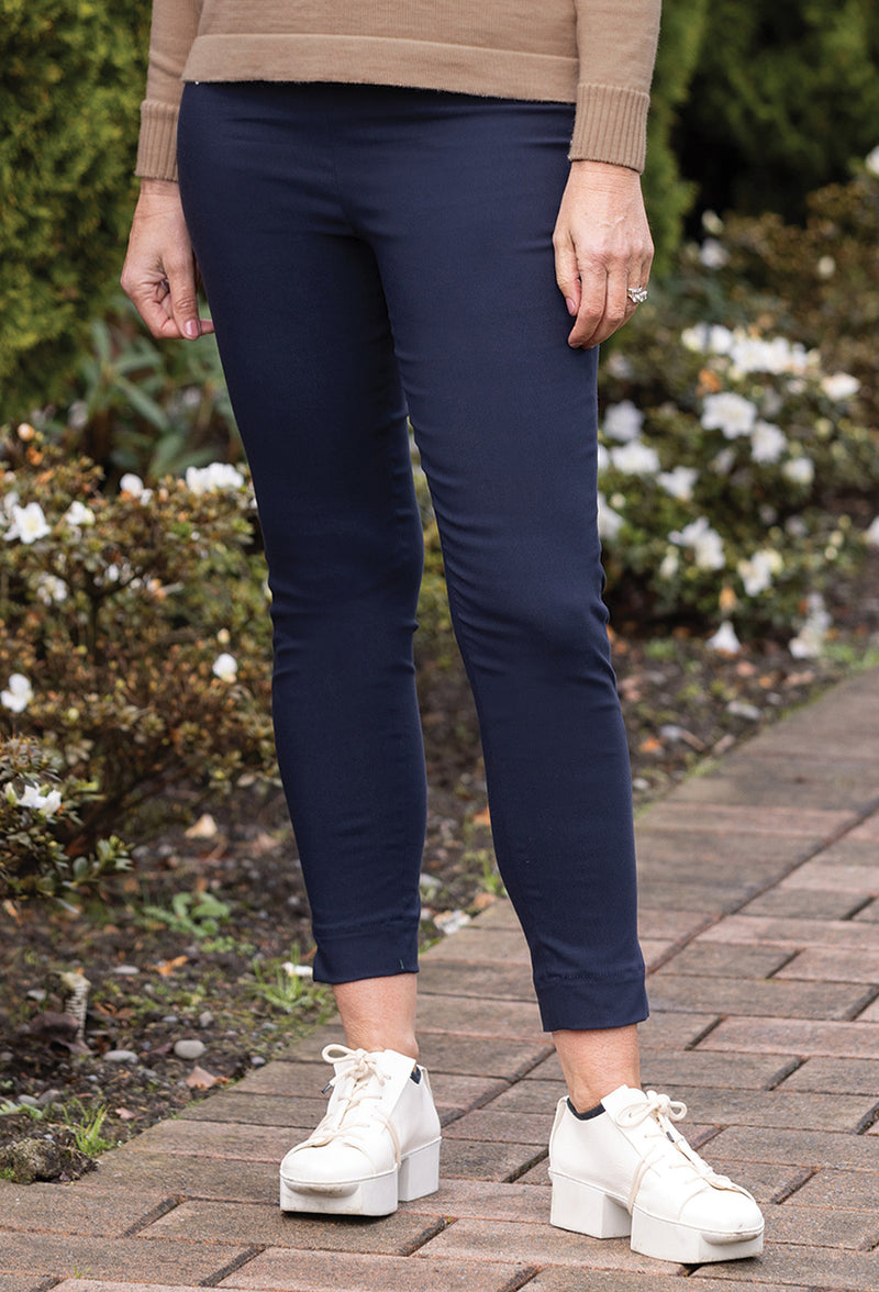 7/8 Essential Pant  Navy